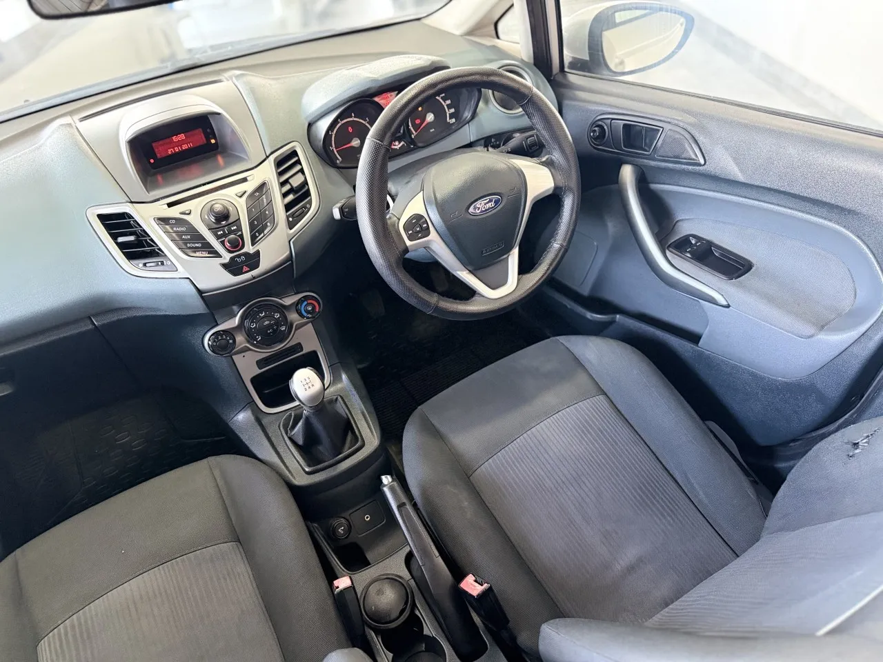 2010 Ford Fiesta 1.3 Kıbrıs | KKTC İkinci El Satılık Araba - Thumbnail 8