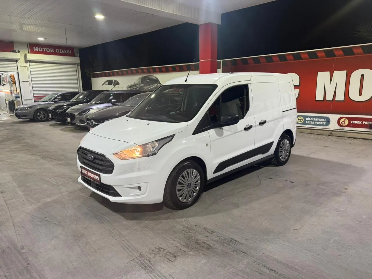 2020 Ford Tourneo Connect  Kıbrıs | KKTC İkinci El Satılık Araba - Thumbnail 5