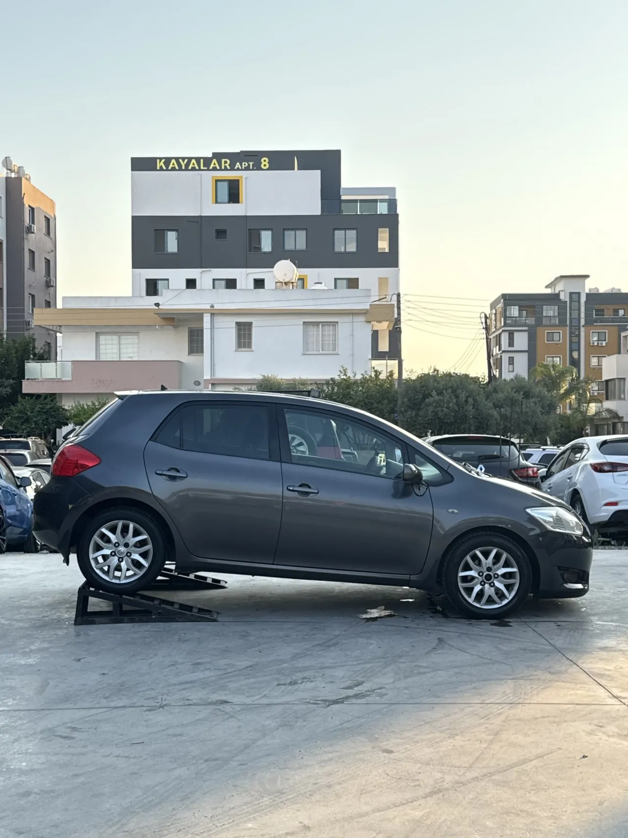2009 Toyota Auris 1.6 Kıbrıs | KKTC İkinci El Satılık Araba - Thumbnail 3