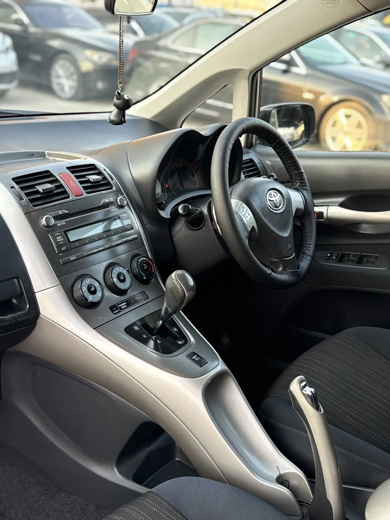 2009 Toyota Auris 1.6 Kıbrıs | KKTC İkinci El Satılık Araba - Thumbnail 8
