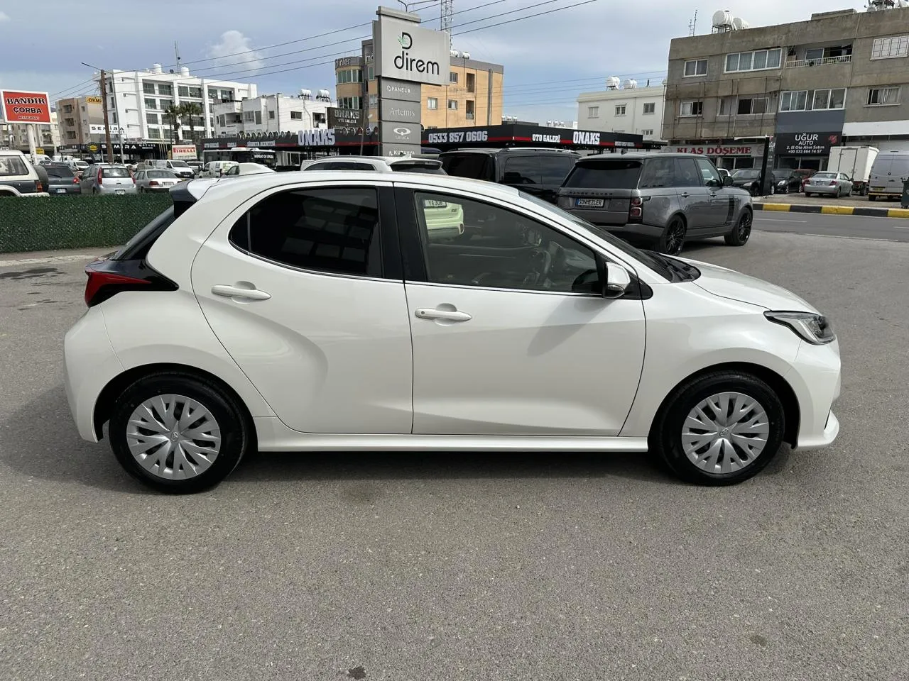 2020 Toyota Yaris 1.5 Hybrid Kıbrıs | KKTC İkinci El Satılık Araba - Thumbnail 7