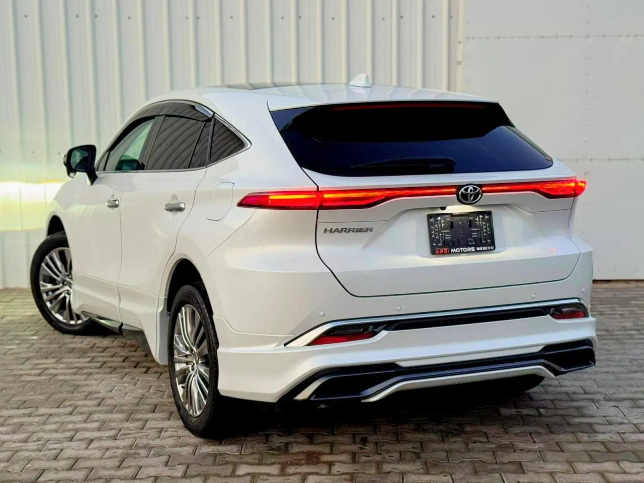 2023 Toyota Harrier  Kıbrıs | KKTC İkinci El Satılık Araba - Thumbnail 3