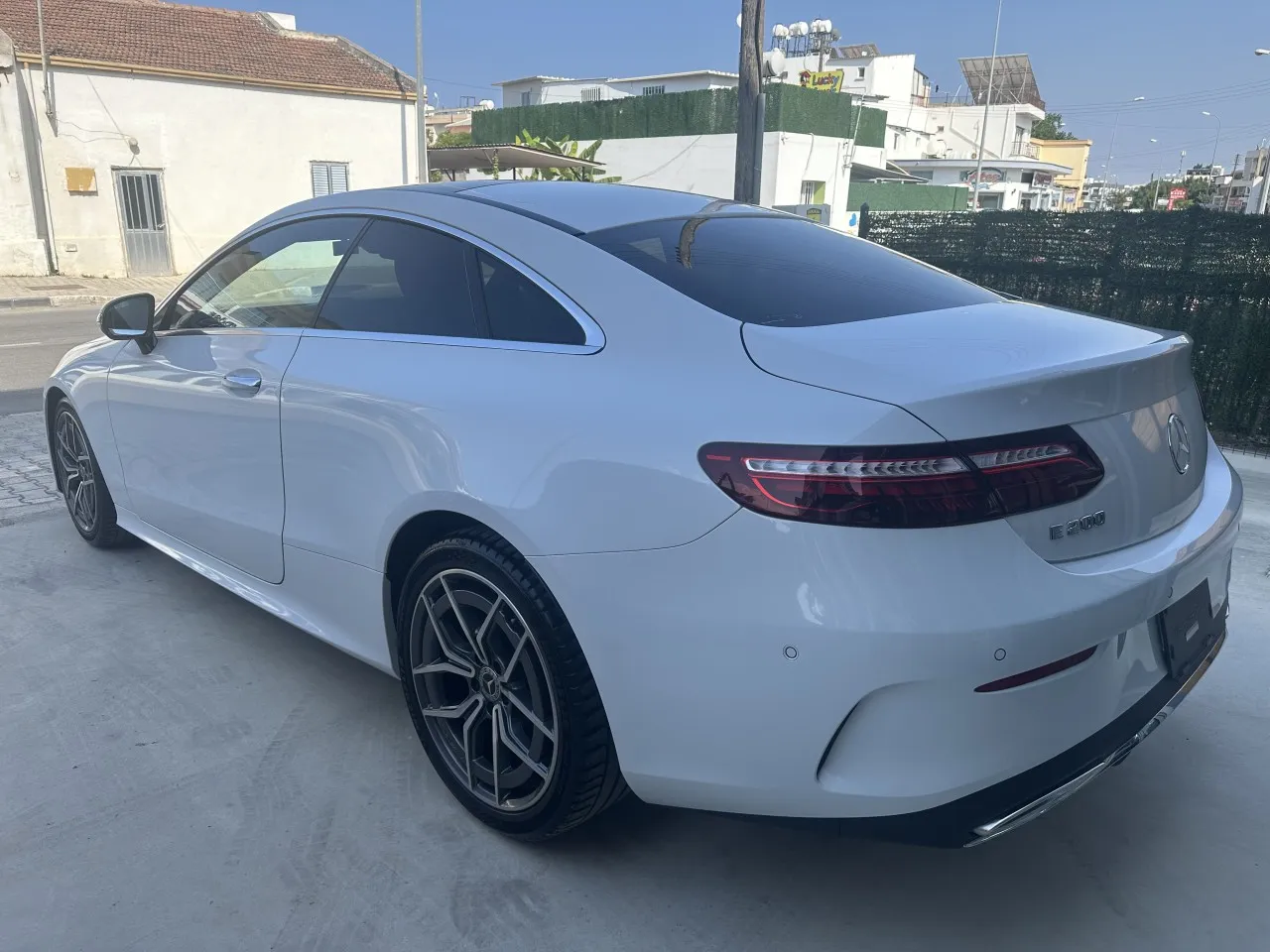 2022 Mercedes-Benz E Serisi E 200 Kıbrıs | KKTC İkinci El Satılık Araba - Thumbnail 8