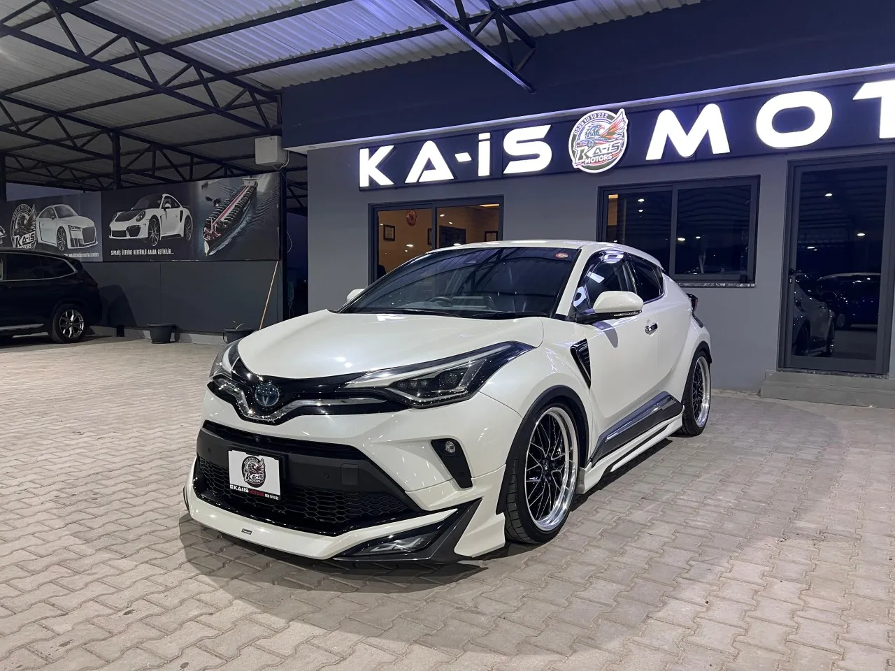 2021 Toyota C-HR 1.8 Hybrid Kıbrıs | KKTC İkinci El Satılık Araba - Thumbnail 6