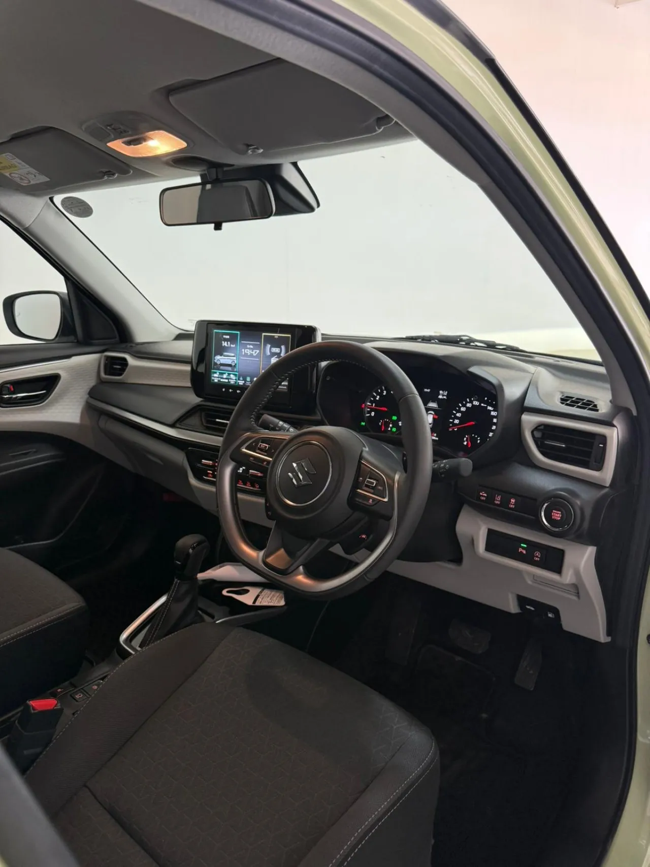 2025 Suzuki Swift 1.2 Hybrid Kıbrıs | KKTC İkinci El Satılık Araba - Thumbnail 8