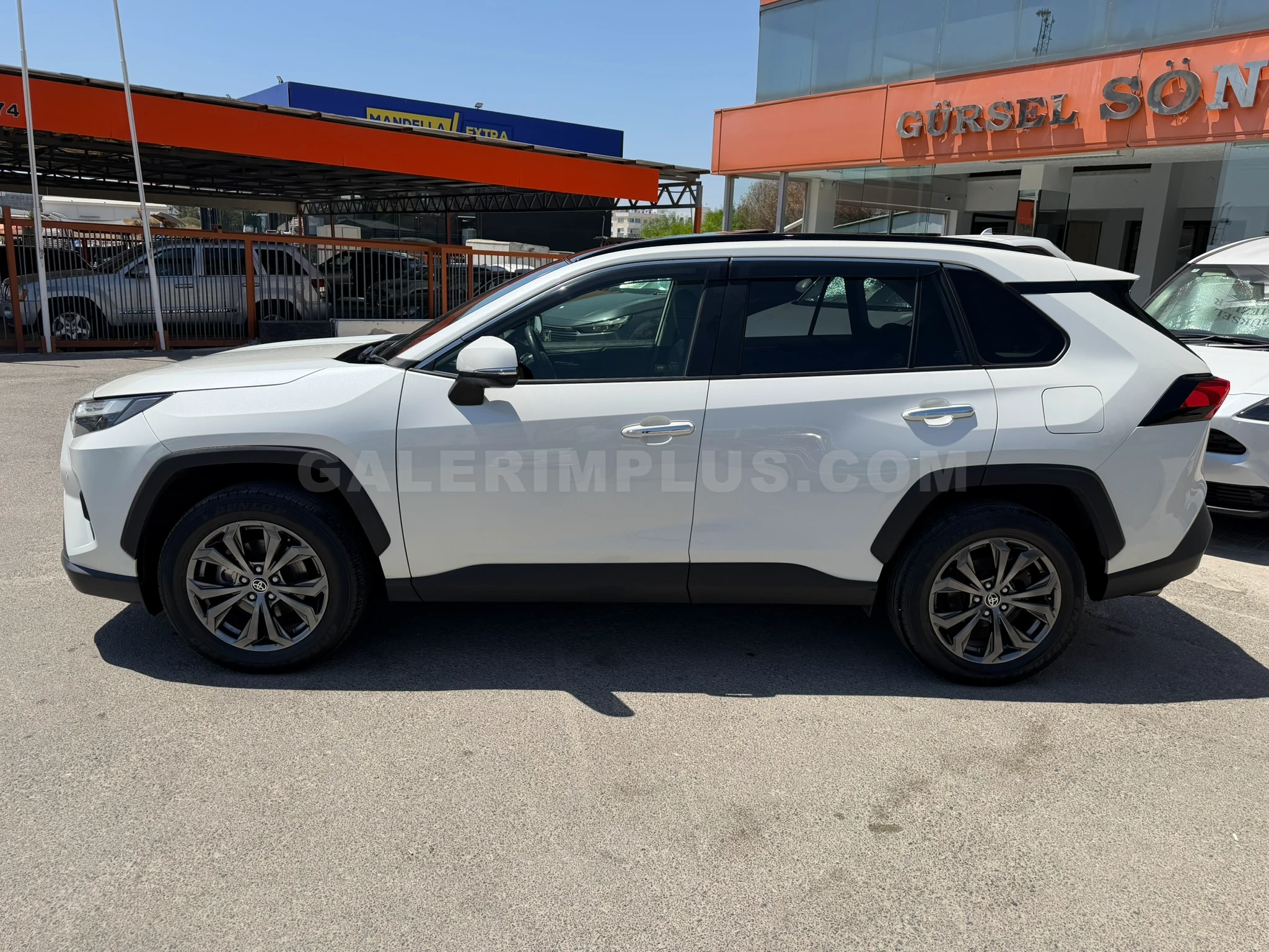 2022 Toyota RAV4 2.5 Hybrid Kıbrıs | KKTC İkinci El Satılık Araba - Thumbnail 4