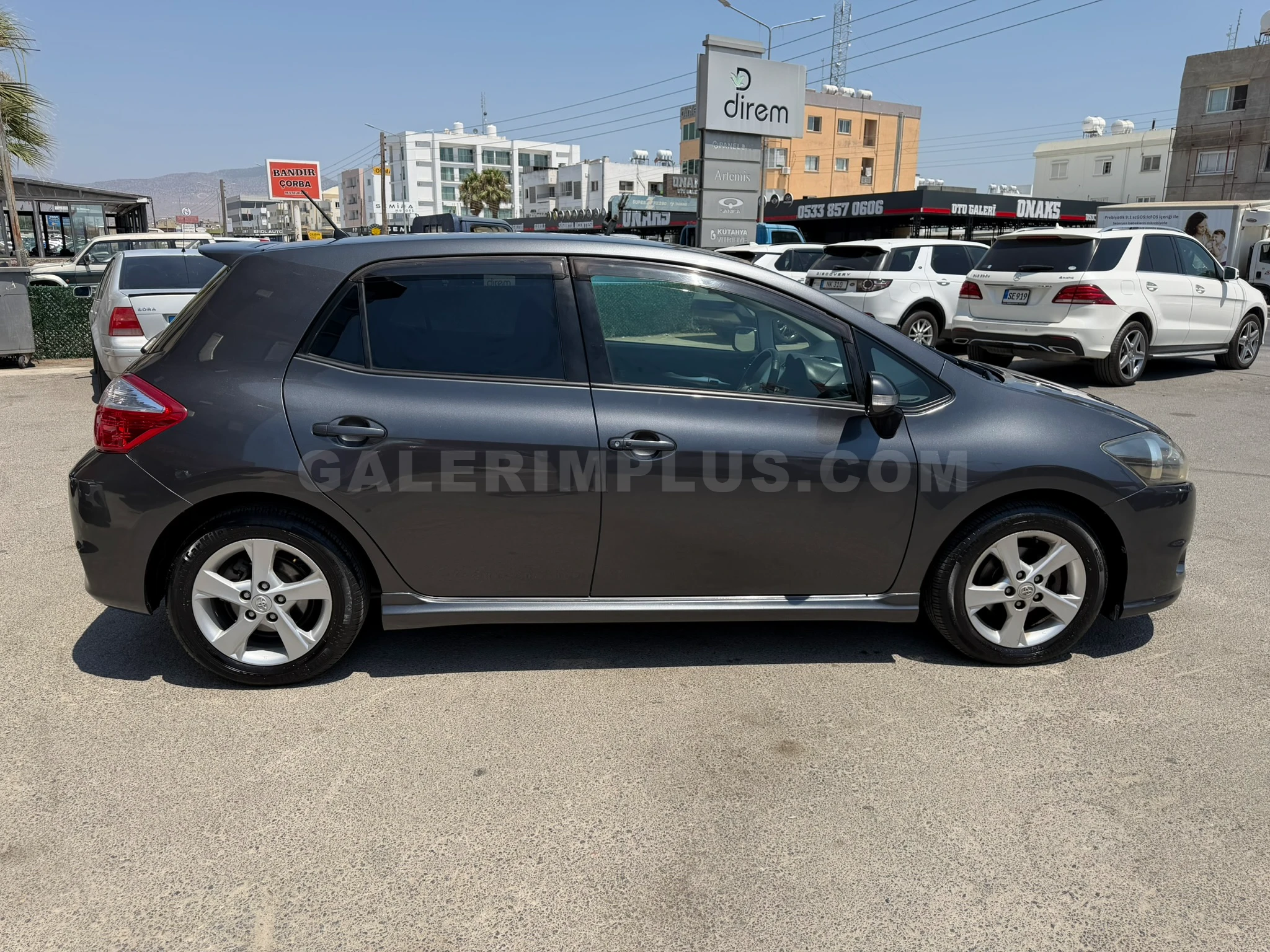 2011 Toyota Auris 1.5 Kıbrıs | KKTC İkinci El Satılık Araba - Thumbnail 5