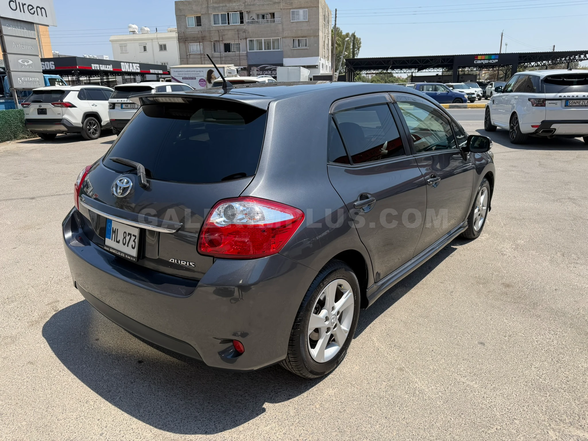 2011 Toyota Auris 1.5 Kıbrıs | KKTC İkinci El Satılık Araba - Thumbnail 6