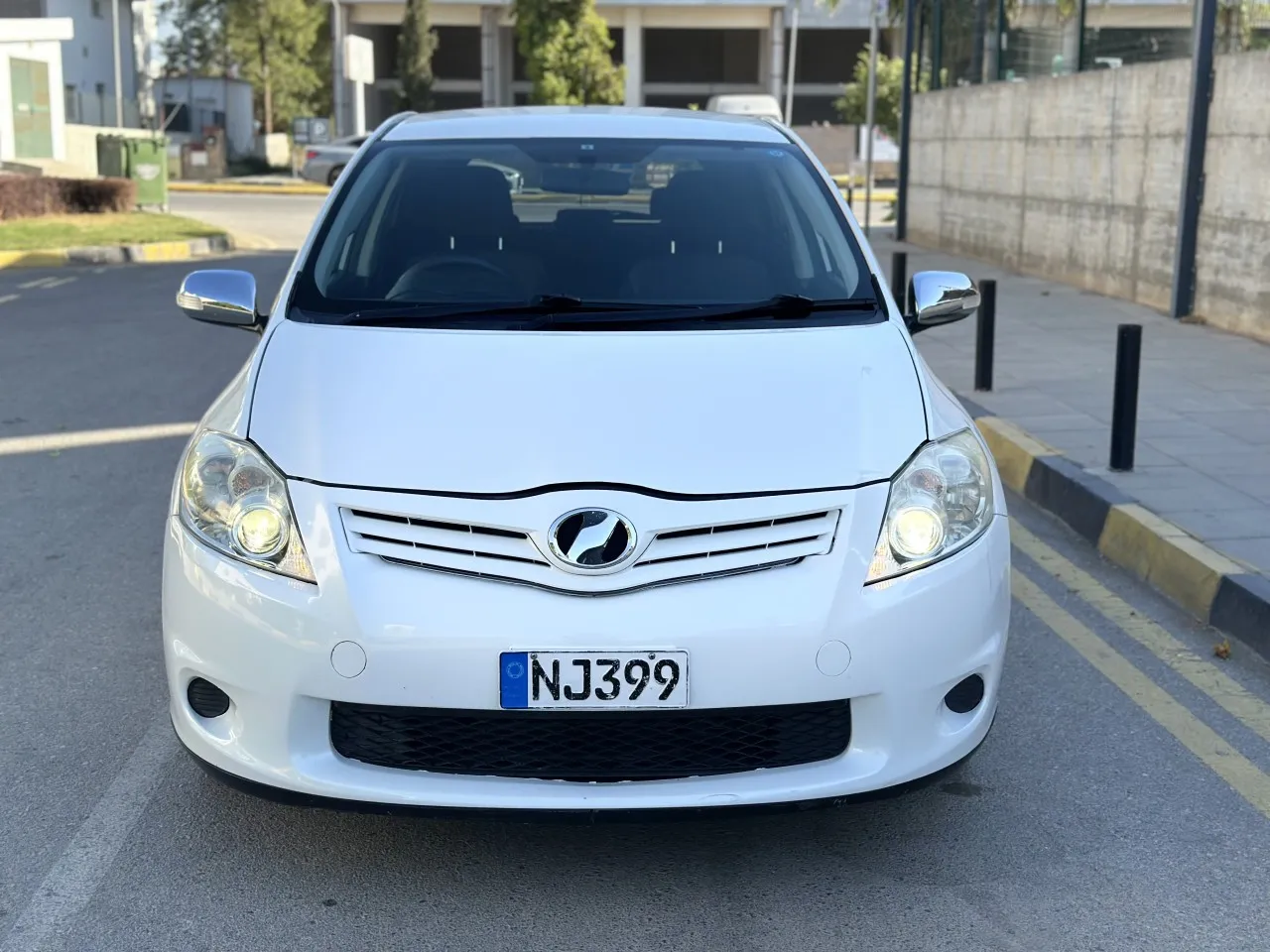 2012 Toyota Auris 1.5 S Kıbrıs | KKTC İkinci El Satılık Araba - Fotoğraf 1