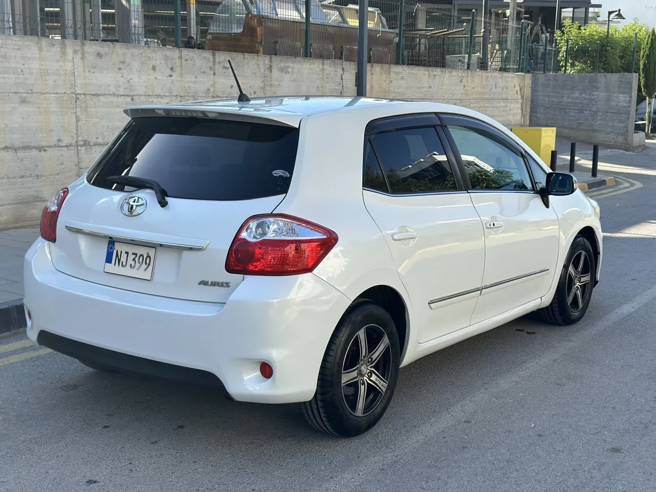 2012 Toyota Auris 1.5 S Kıbrıs | KKTC İkinci El Satılık Araba - Thumbnail 6