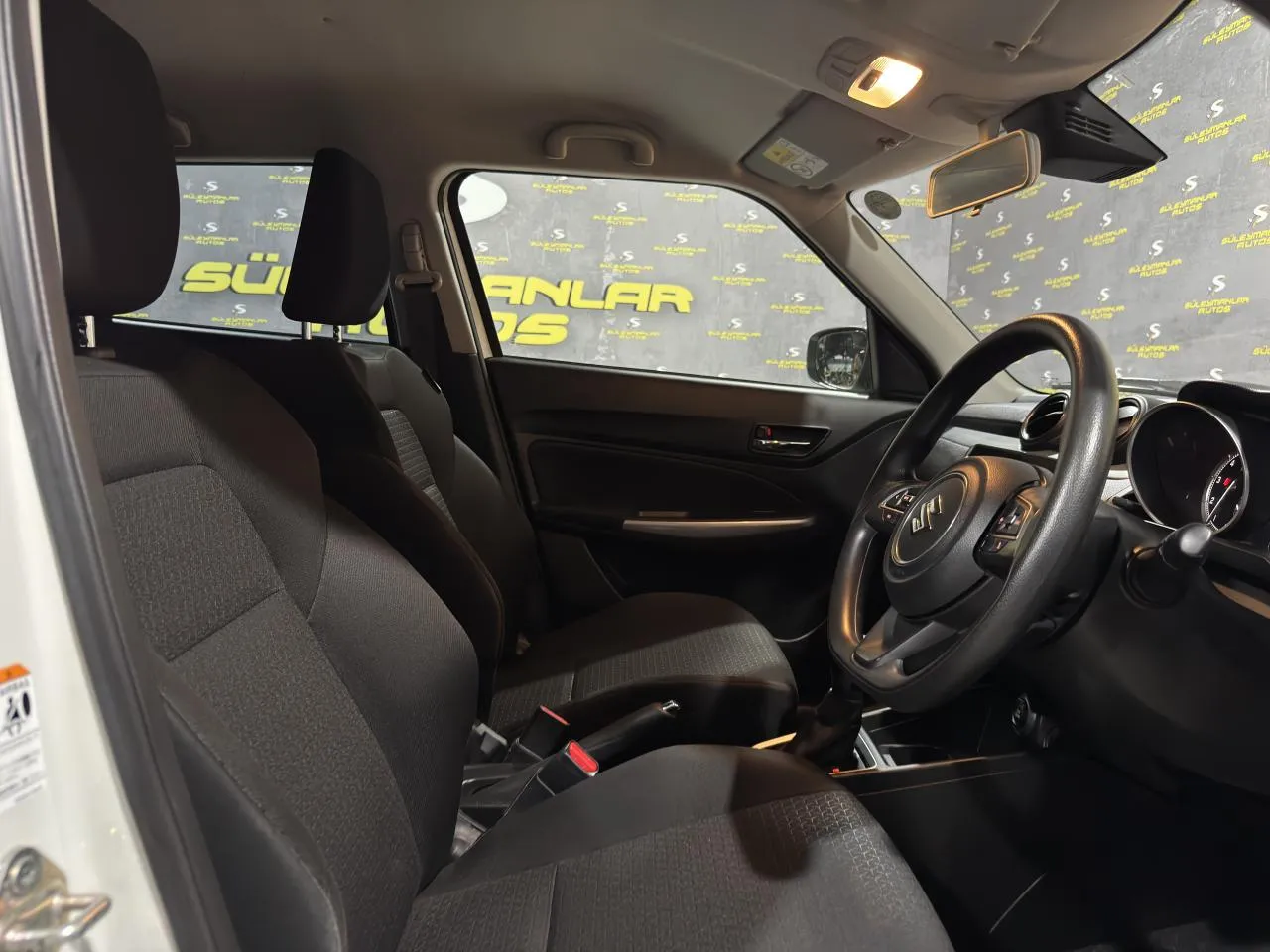 2023 Suzuki Swift 1.2 Kıbrıs | KKTC İkinci El Satılık Araba - Thumbnail 8