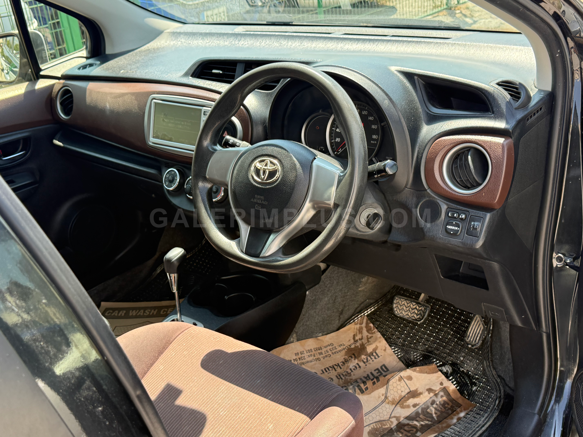 2012 Toyota Vitz 1.3 Kıbrıs | KKTC İkinci El Satılık Araba - Thumbnail 5
