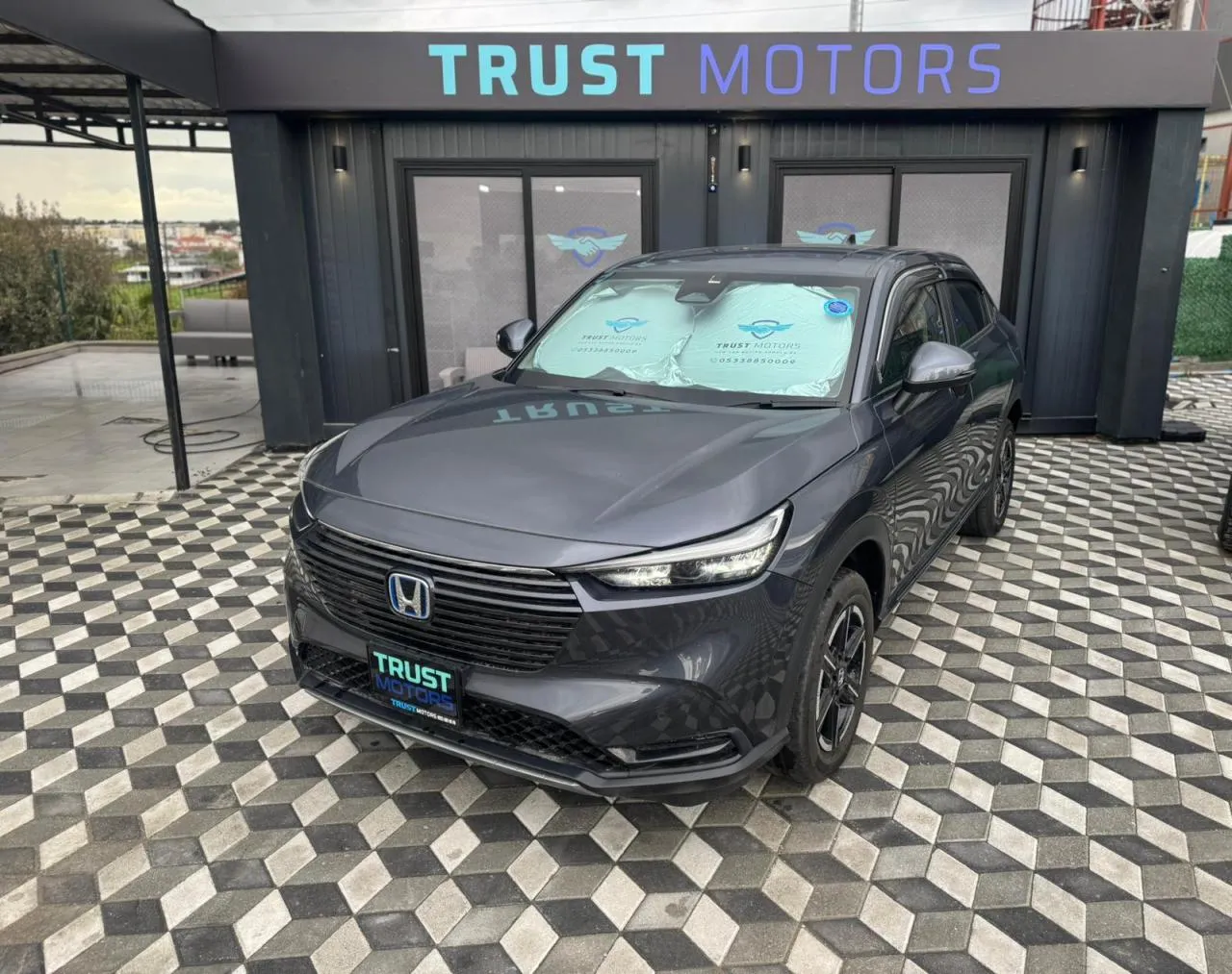 2023 Honda Vezel 1.5 i-VTEC Hybrid Automatic Kıbrıs | KKTC İkinci El Satılık Araba - Thumbnail 2
