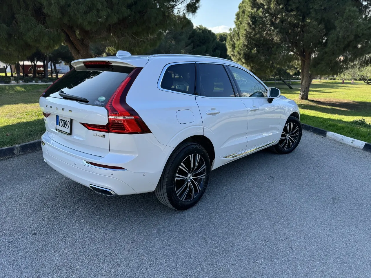 2020 Volvo XC60 2.0 D4 Kıbrıs | KKTC İkinci El Satılık Araba - Thumbnail 5