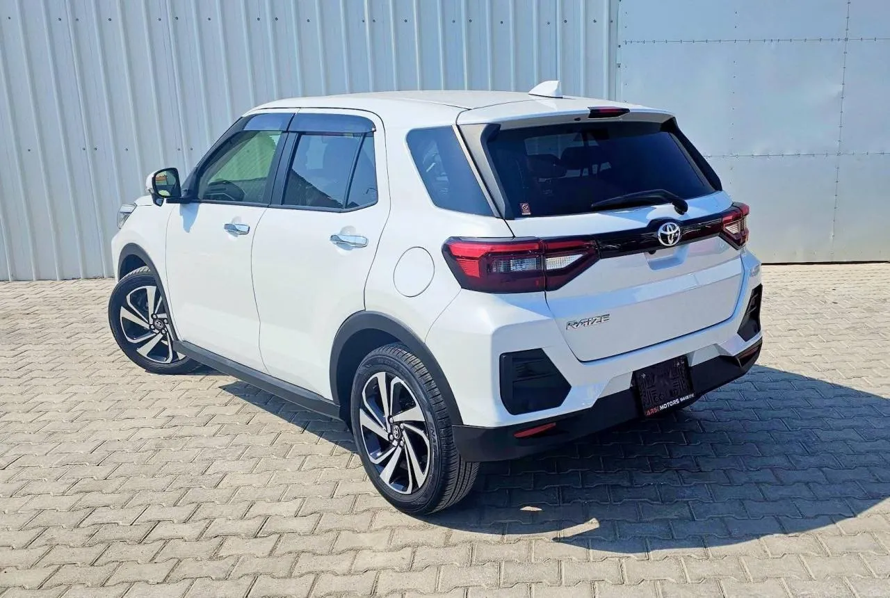 2023 Toyota Raize  Kıbrıs | KKTC İkinci El Satılık Araba - Thumbnail 4
