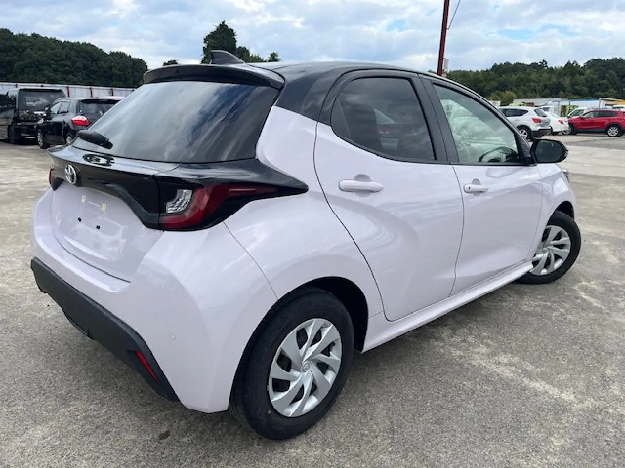 2022 Toyota Yaris 1.0 Kıbrıs | KKTC İkinci El Satılık Araba - Thumbnail 2