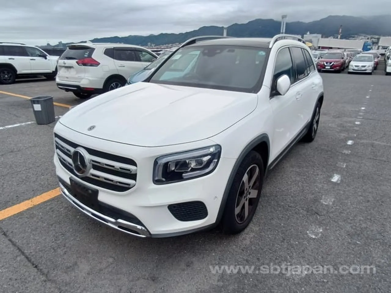 2022 Mercedes - Benz GLB 200 AMG Kıbrıs | KKTC İkinci El Satılık Araba - Thumbnail 3