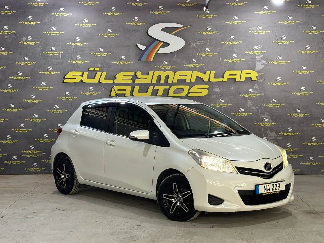 2011 Toyota Vitz 1.3 Kıbrıs | KKTC İkinci El Satılık Araba - Fotoğraf 1