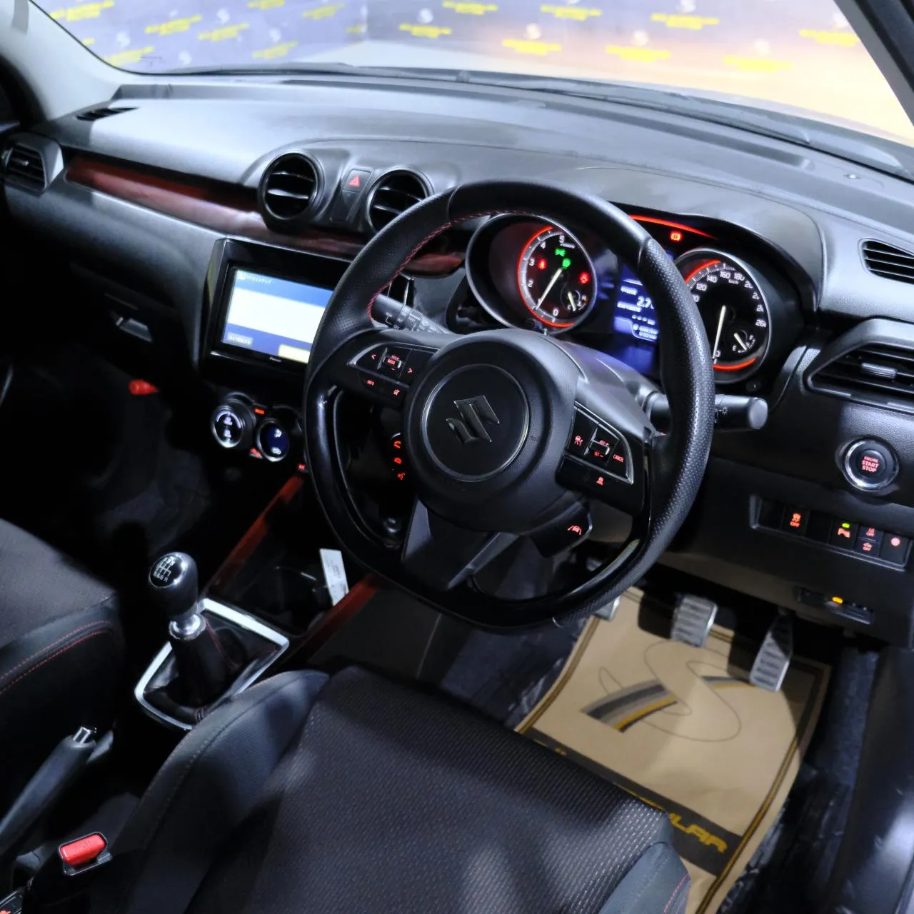 2021 Suzuki Swift 1.4 Sport Kıbrıs | KKTC İkinci El Satılık Araba - Thumbnail 5