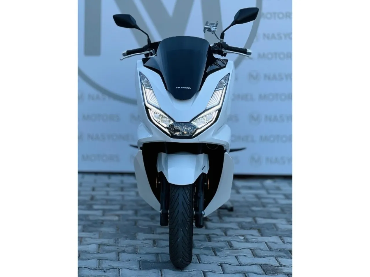 2023 Honda PCX125  Kıbrıs | KKTC İkinci El Satılık Araba - Thumbnail 3