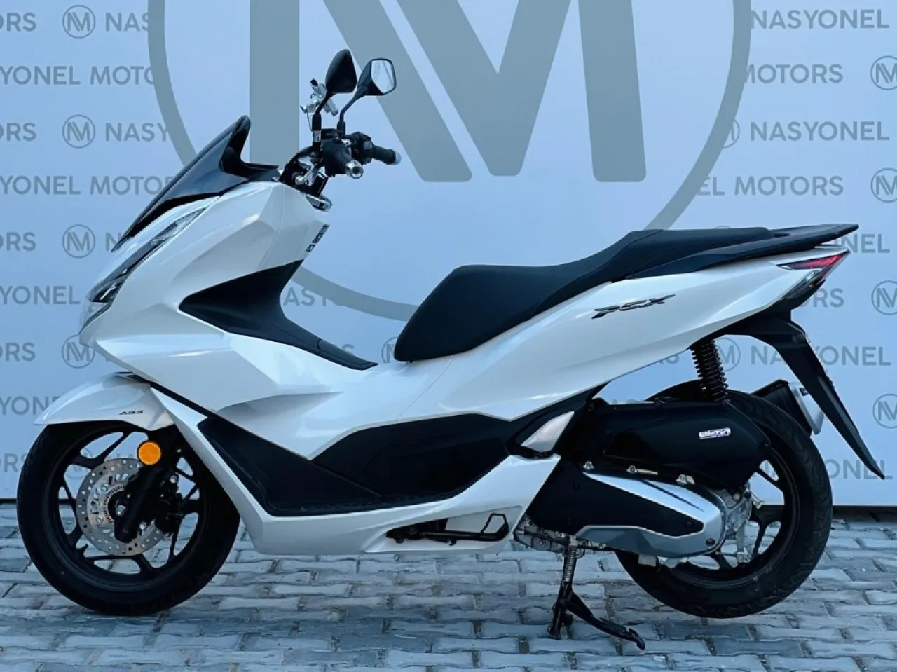 2023 Honda PCX125  Kıbrıs | KKTC İkinci El Satılık Araba - Thumbnail 4