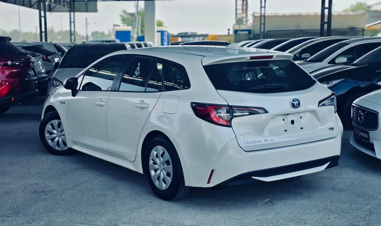 2021 Toyota Corolla 1.8 Hybrid Kıbrıs | KKTC İkinci El Satılık Araba - Thumbnail 4