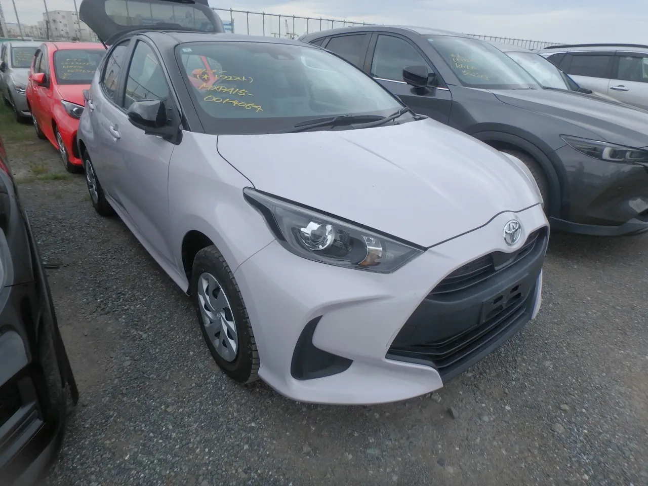 2022 Toyota Yaris 1.5 Kıbrıs | KKTC İkinci El Satılık Araba - Fotoğraf 1