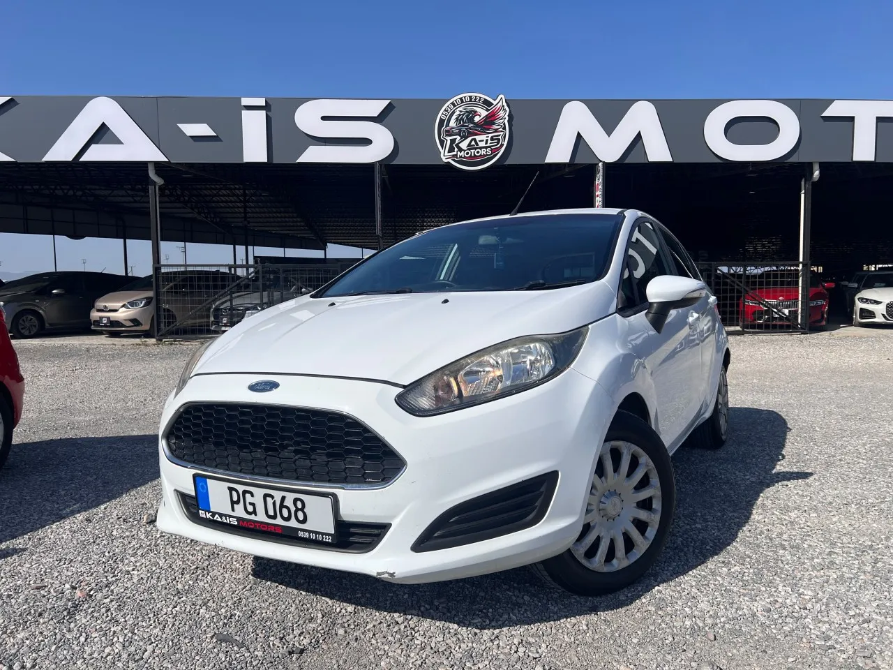 2017 Ford Fiesta 1.6 Kıbrıs | KKTC İkinci El Satılık Araba - Thumbnail 2