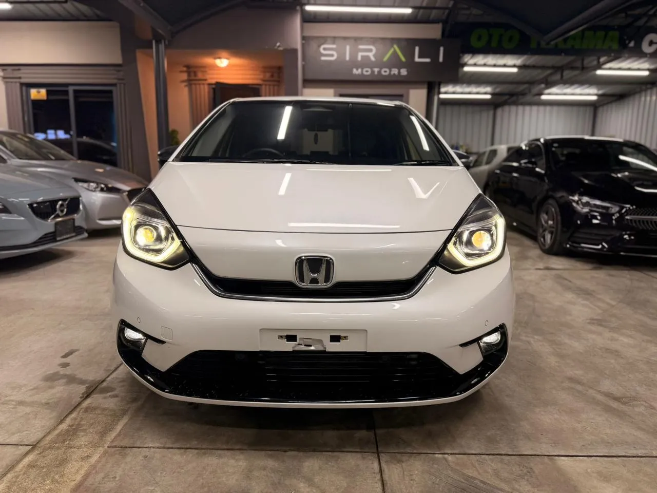 2022 Honda Fit 1.3 Kıbrıs | KKTC İkinci El Satılık Araba - Thumbnail 2