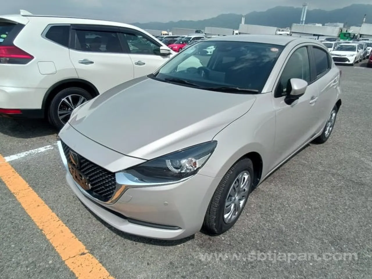 2023 Mazda 2 1.5 Sky-G Kıbrıs | KKTC İkinci El Satılık Araba - Thumbnail 3