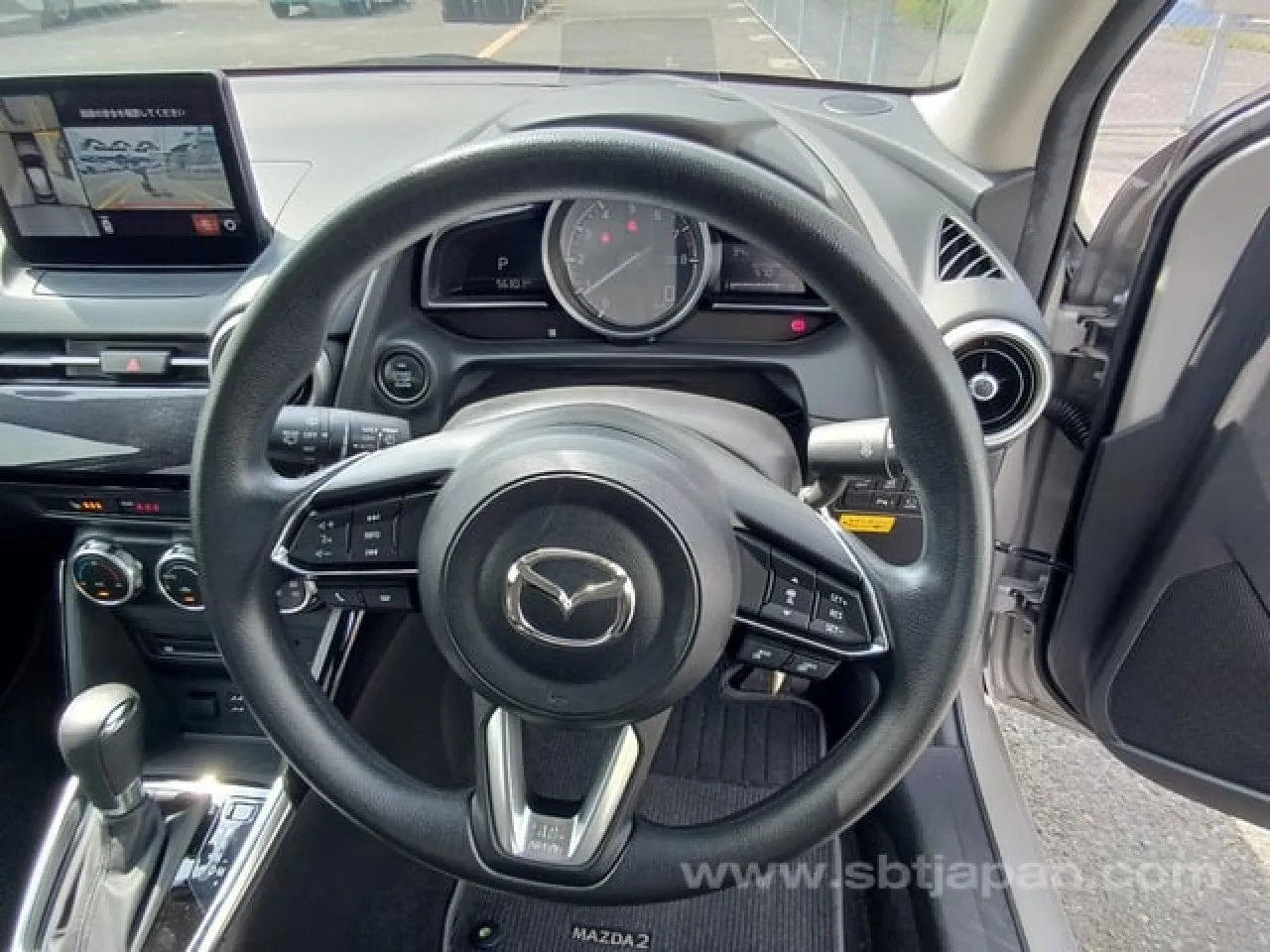2023 Mazda 2 1.5 Sky-G Kıbrıs | KKTC İkinci El Satılık Araba - Thumbnail 6