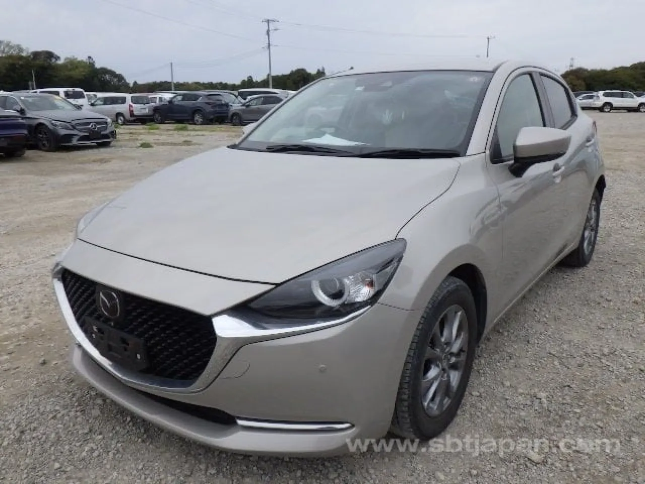 2022 Mazda 2 1.5 Sky-G Kıbrıs | KKTC İkinci El Satılık Araba - Thumbnail 3