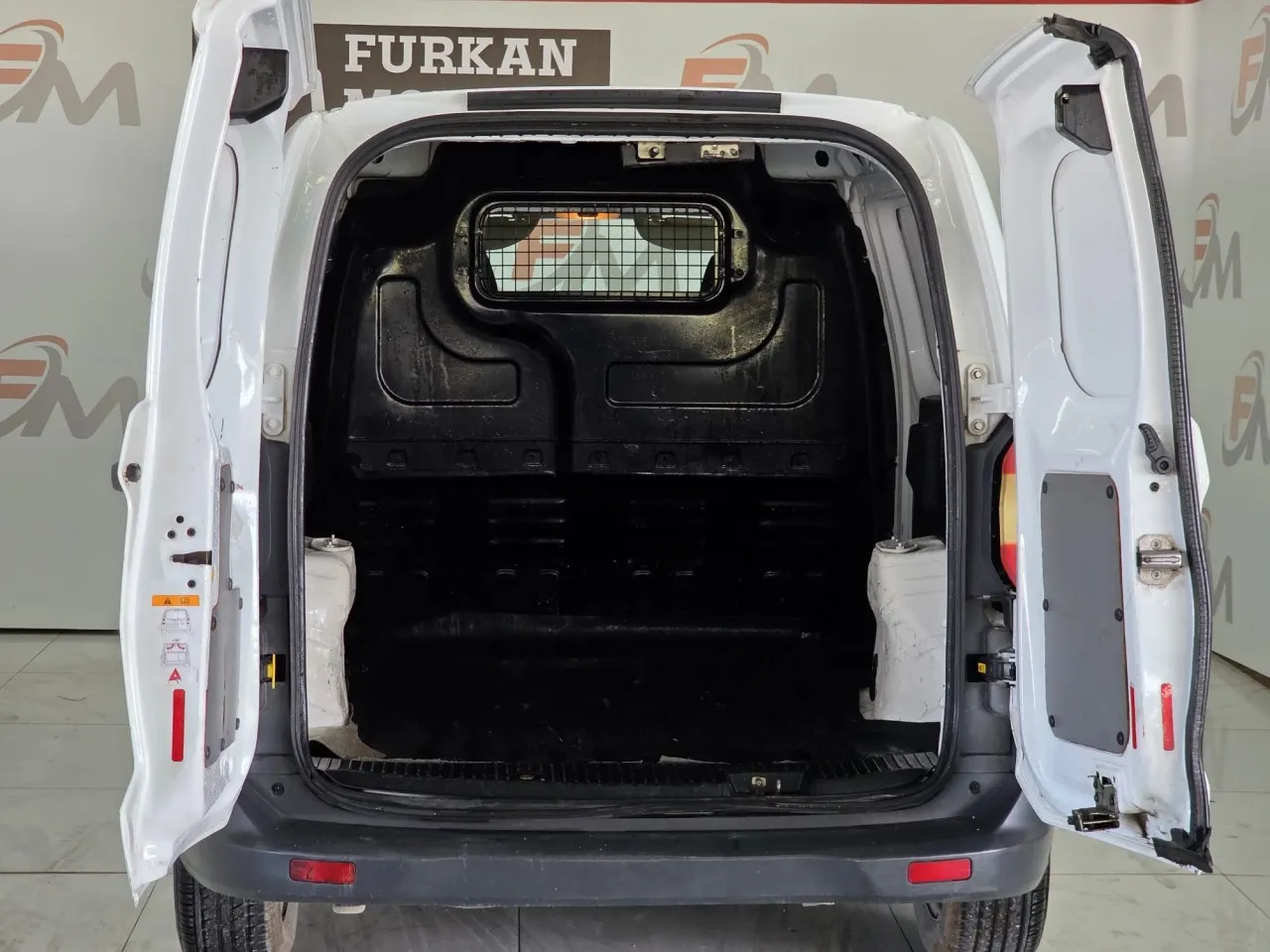 2014 Ford Transit Courier  Kıbrıs | KKTC İkinci El Satılık Araba - Thumbnail 5