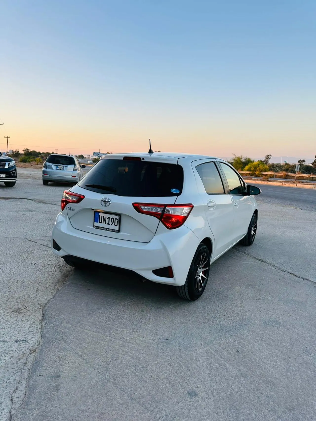 2019 Toyota Vitz 1.0 i 16V Kıbrıs | KKTC İkinci El Satılık Araba - Thumbnail 3