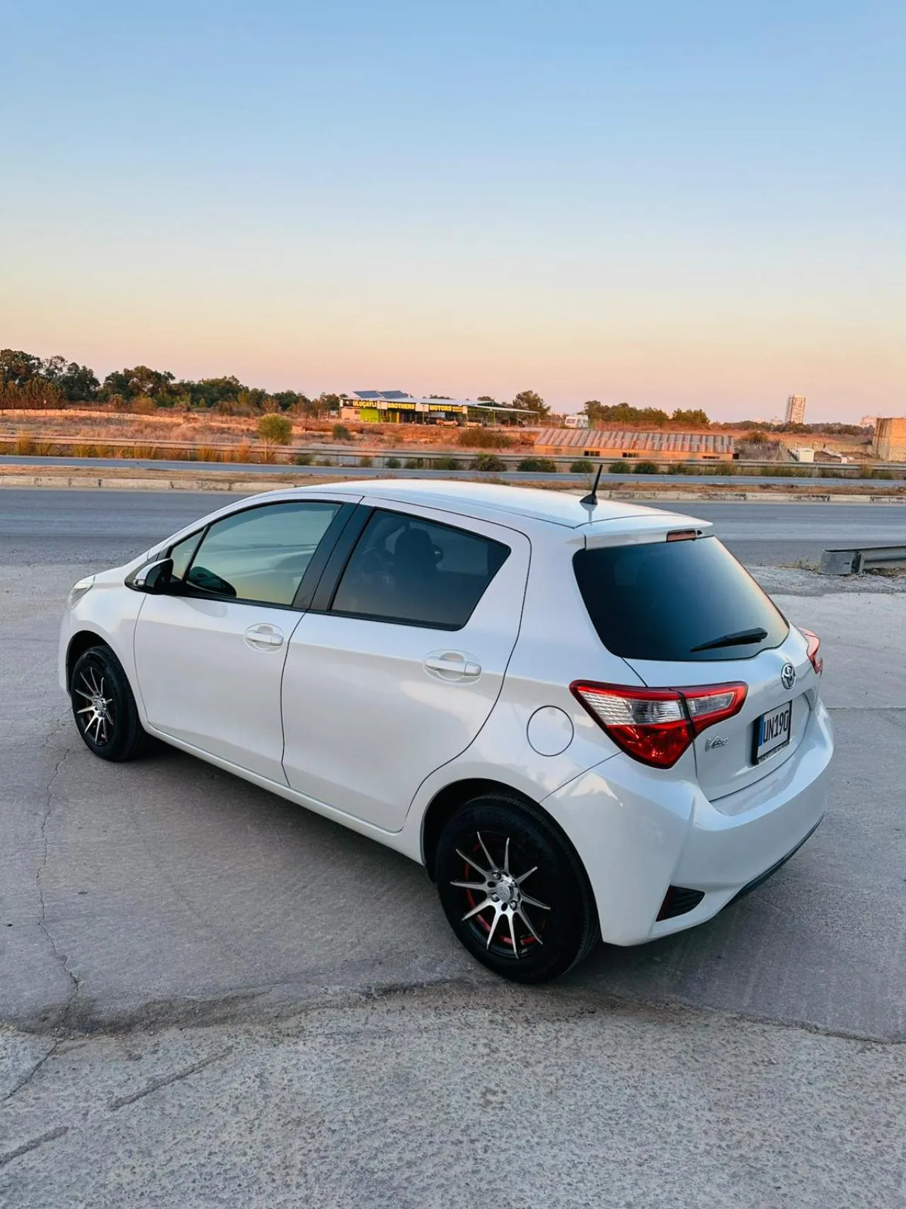 2019 Toyota Vitz 1.0 i 16V Kıbrıs | KKTC İkinci El Satılık Araba - Thumbnail 6