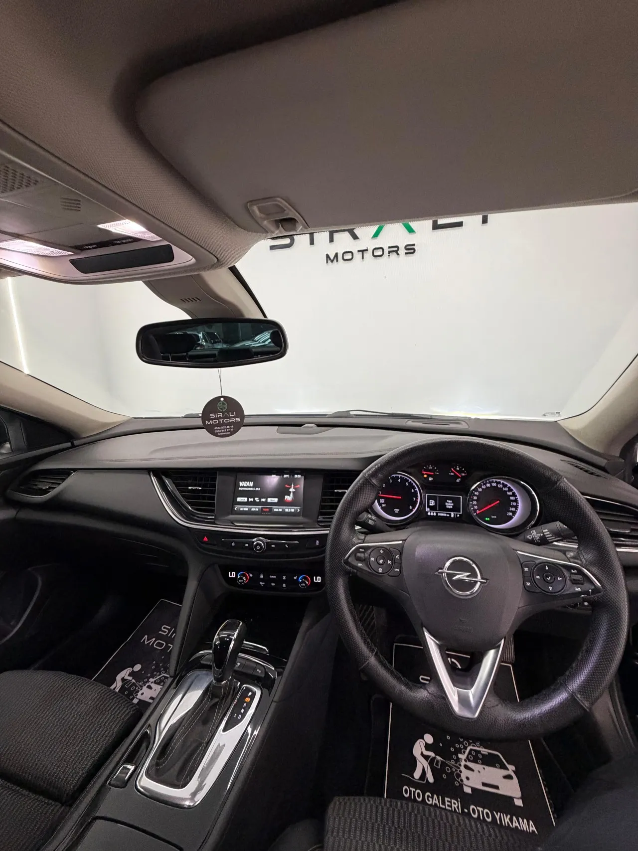 2018 Opel Insignia 1.6 Kıbrıs | KKTC İkinci El Satılık Araba - Thumbnail 2