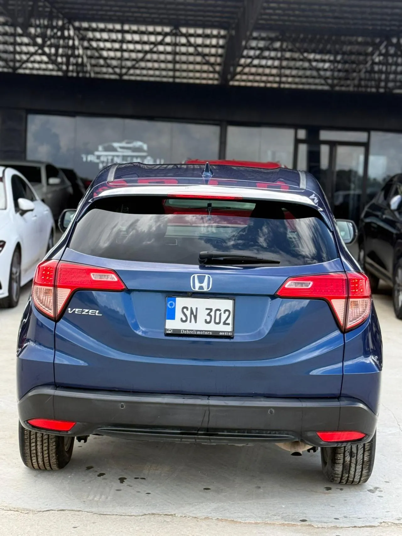 2016 Honda Vezel 1.5 i-VTEC CVT Kıbrıs | KKTC İkinci El Satılık Araba - Thumbnail 4