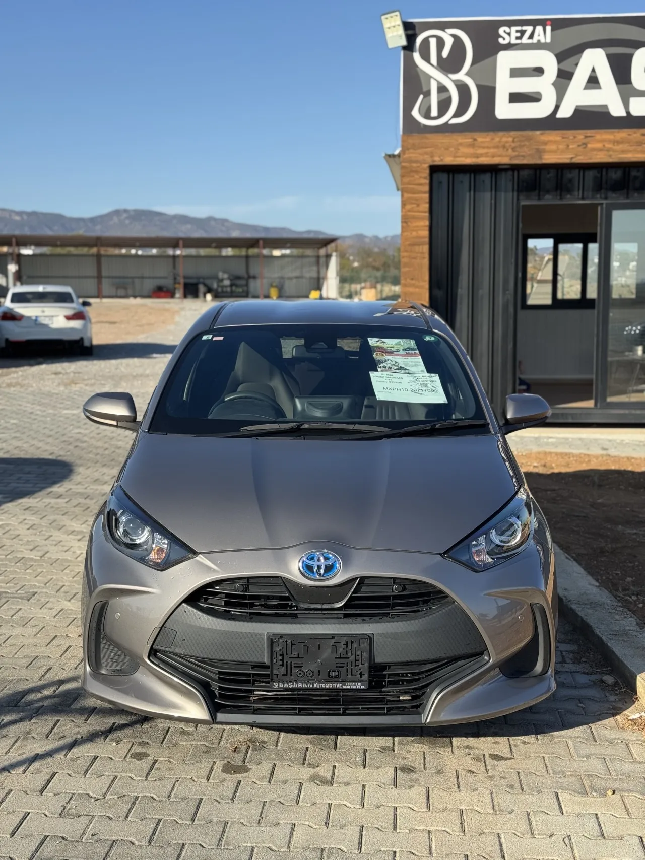 2021 Toyota Yaris 1.5 Hybrid Kıbrıs | KKTC İkinci El Satılık Araba - Thumbnail 2