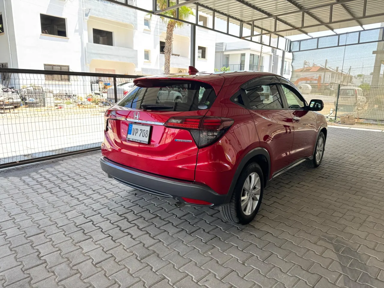 2020 Honda Vezel 1.5 i-VTEC Hybrid Automatic Kıbrıs | KKTC İkinci El Satılık Araba - Thumbnail 4