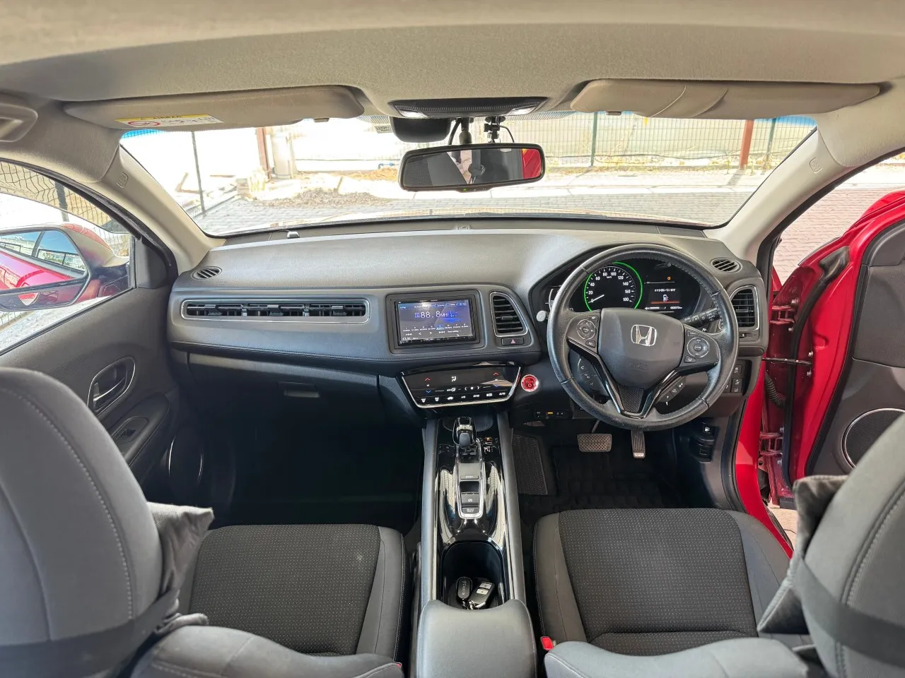 2020 Honda Vezel 1.5 i-VTEC Hybrid Automatic Kıbrıs | KKTC İkinci El Satılık Araba - Thumbnail 8