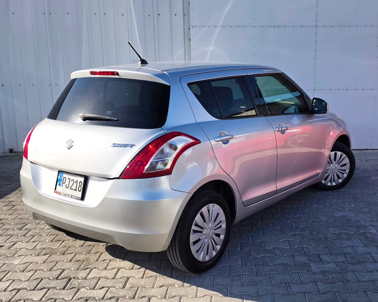 2015 Suzuki Swift 1.3 Kıbrıs | KKTC İkinci El Satılık Araba - Thumbnail 5