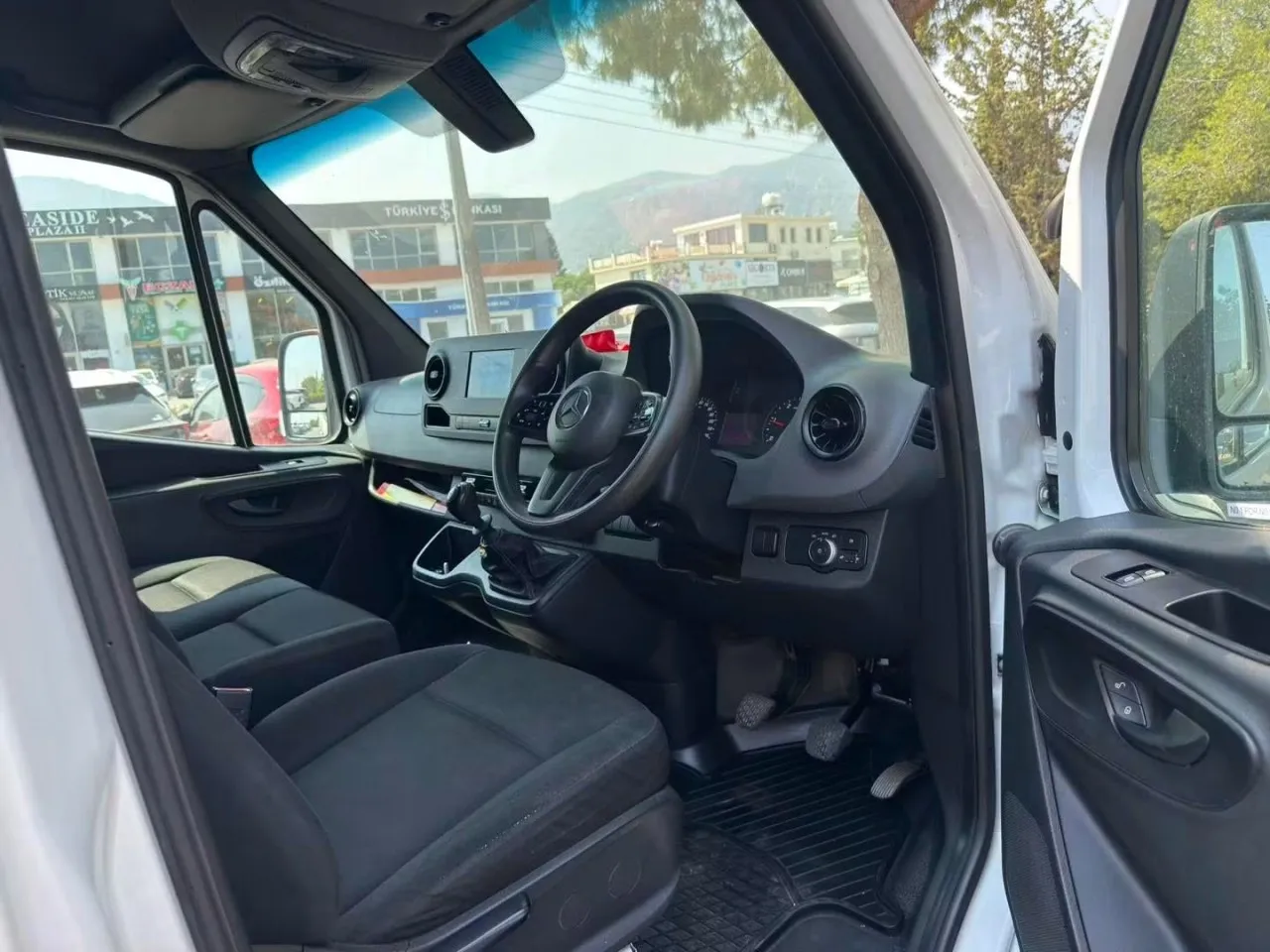 2020 Mercedes - Benz Sprinter Panel Van  Kıbrıs | KKTC İkinci El Satılık Araba - Thumbnail 3