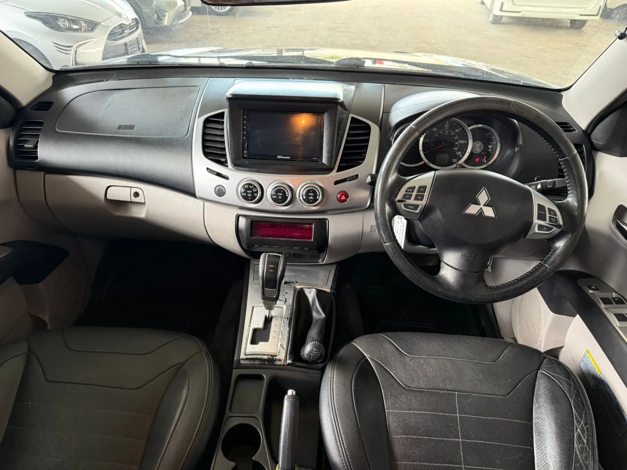 2013 Mitsubishi L 200 4x4 Kıbrıs | KKTC İkinci El Satılık Araba - Thumbnail 8