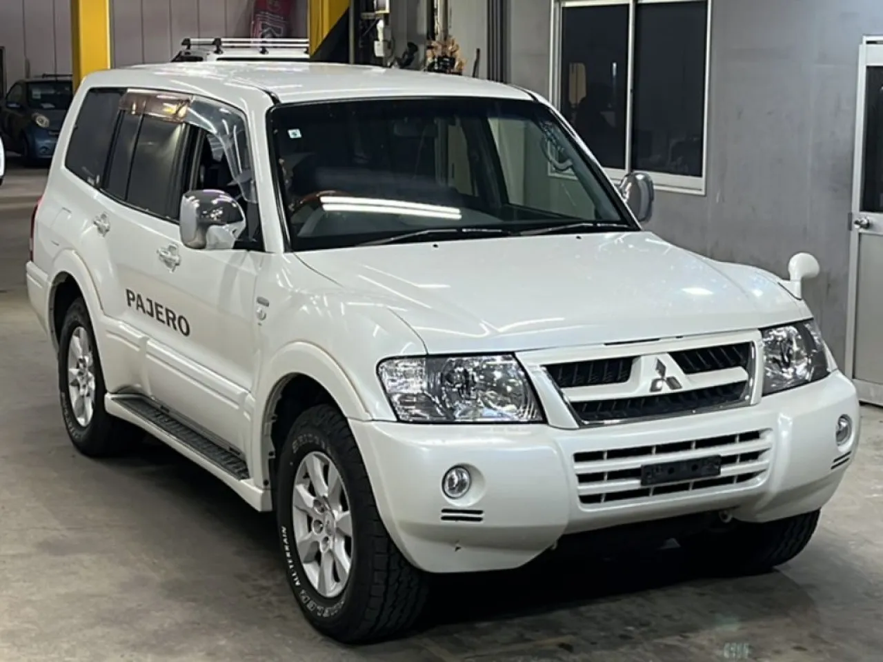 2003 Mitsubishi Pajero 3.2 DI Kıbrıs | KKTC İkinci El Satılık Araba - Fotoğraf 1