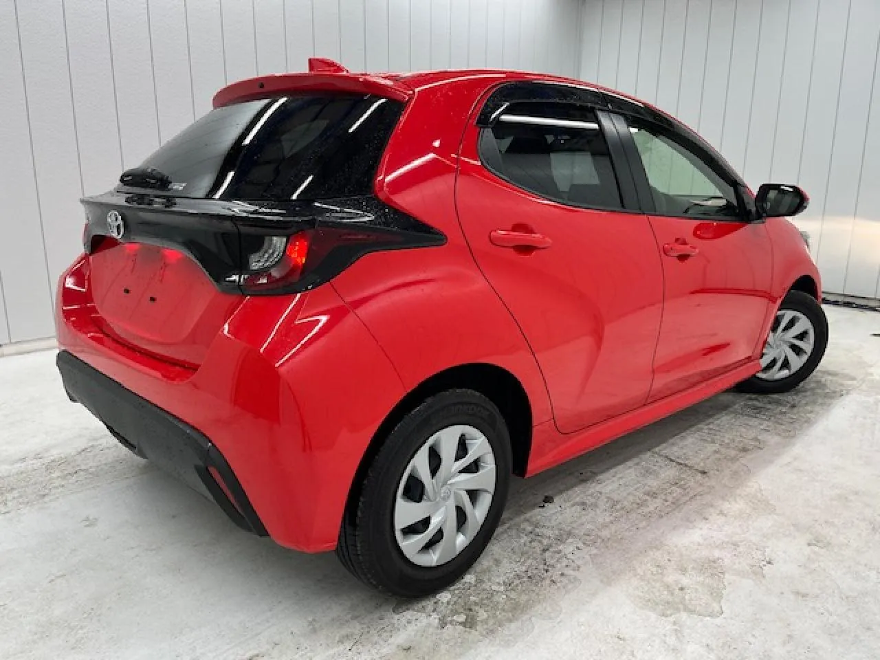 2023 Toyota Yaris 1.5 Kıbrıs | KKTC İkinci El Satılık Araba - Thumbnail 2