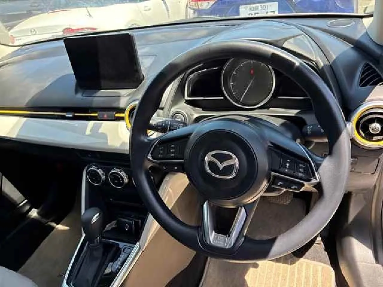 2022 Mazda 2 1.5 Sky-G Kıbrıs | KKTC İkinci El Satılık Araba - Thumbnail 4