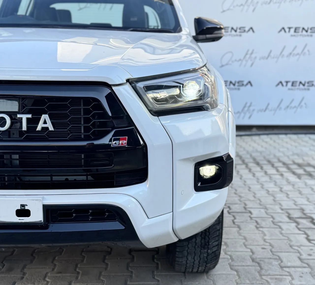 2024 Toyota Hilux 2.4 D Kıbrıs | KKTC İkinci El Satılık Araba - Thumbnail 3