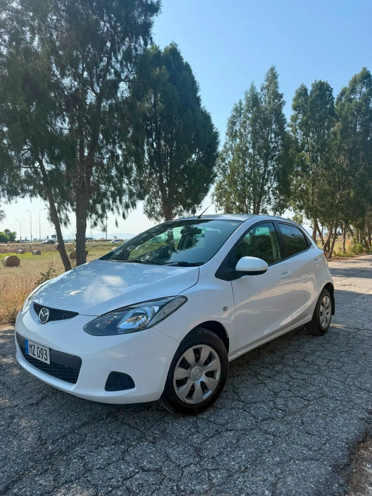 2010 Mazda Demio 1.3 16V Kıbrıs | KKTC İkinci El Satılık Araba - Thumbnail 2