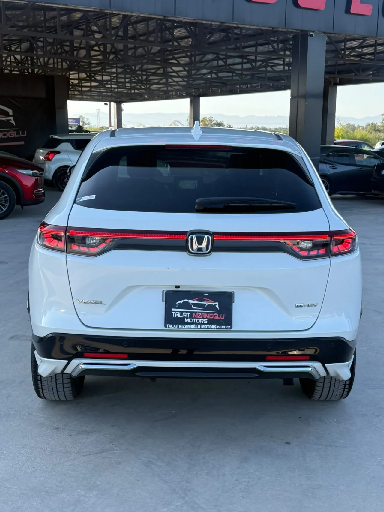 2022 Honda Vezel 1.5 i-VTEC Hybrid Automatic Kıbrıs | KKTC İkinci El Satılık Araba - Thumbnail 4