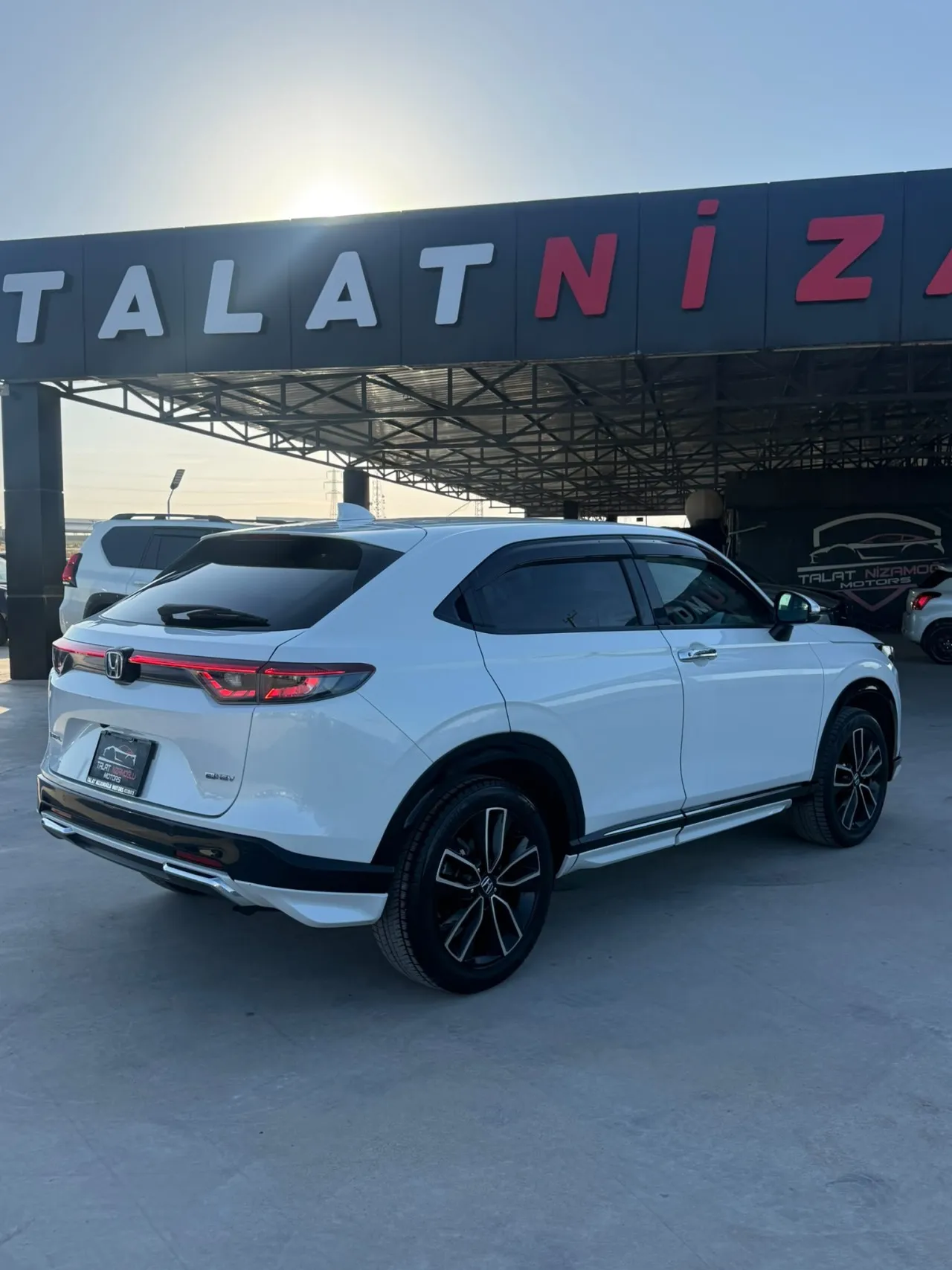 2022 Honda Vezel 1.5 i-VTEC Hybrid Automatic Kıbrıs | KKTC İkinci El Satılık Araba - Thumbnail 5